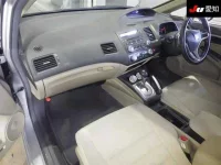 Honda CIVIC лот № 30417 оценка 4  с аукциона в Японии 2