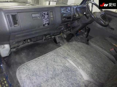 Mazda TITAN  с аукциона в Японии