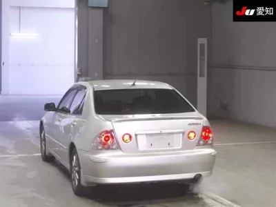 Toyota ALTEZZA  с аукциона в Японии