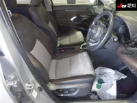 Toyota YARIS CROSS лот № 3094 оценка 4  с аукциона в Японии 5