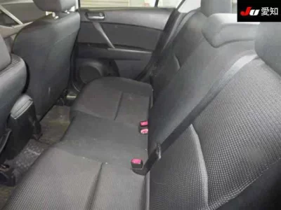 Mazda AXELA  с аукциона в Японии