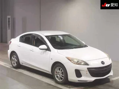 Mazda AXELA  с аукциона в Японии