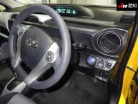 Toyota AQUA лот № 3091 оценка 4  с аукциона в Японии 4