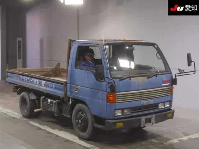 Mazda TITAN  с аукциона в Японии