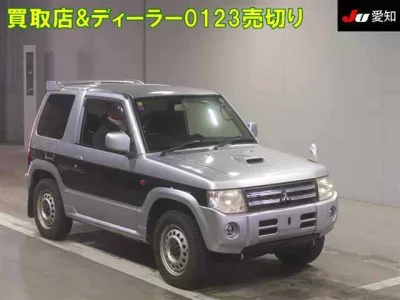 Mitsubishi PAJERO MINI