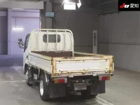 Hino DUTRO лот № 7071 оценка 3.5  с аукциона в Японии 1