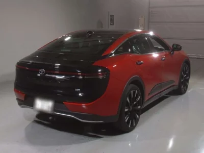 Toyota CROWN CROSSOVER