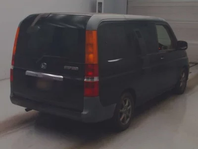 Honda STEP WAGON  с аукциона в Японии