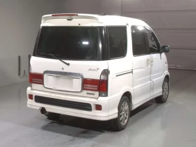 Daihatsu ATRAI SEVEN