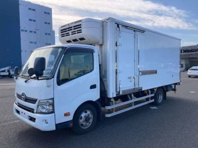 Hino DUTRO  с аукциона в Японии