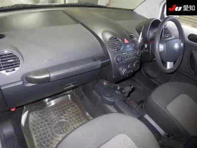 Volkswagen NEW BEETLE