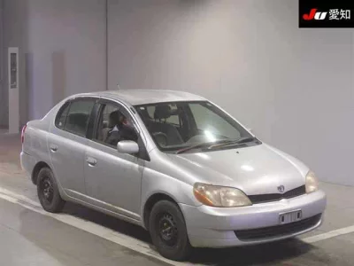 Toyota PLATZ  с аукциона в Японии