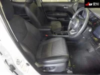 Toyota AQUA лот № 30434 оценка R  с аукциона в Японии 5