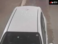 Toyota AQUA лот № 30434 оценка R  с аукциона в Японии 8