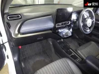 Toyota AQUA лот № 30434 оценка R  с аукциона в Японии 2