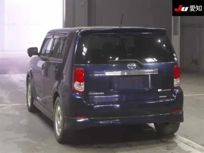 Toyota COROLLA RUMION  с аукциона в Японии