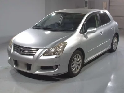 Toyota BLADE