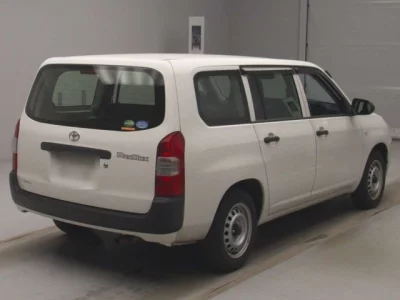 Toyota PROBOX  с аукциона в Японии