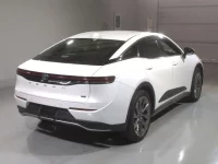 Toyota CROWN CROSSOVER лот № 2115 оценка 5  с аукциона в Японии 1