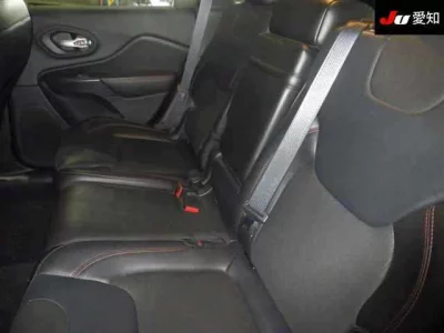 Chrysler JEEP CHEROKEE