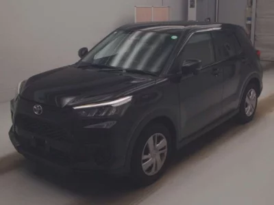 Toyota RAIZE  с аукциона в Японии