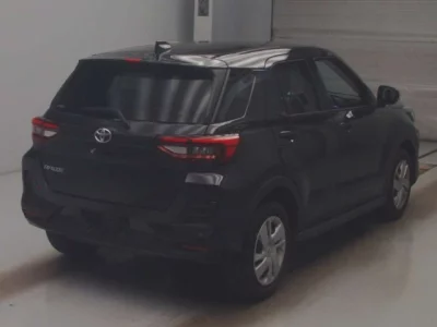 Toyota RAIZE  с аукциона в Японии