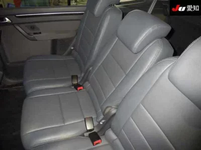 Volkswagen GOLF TOURAN