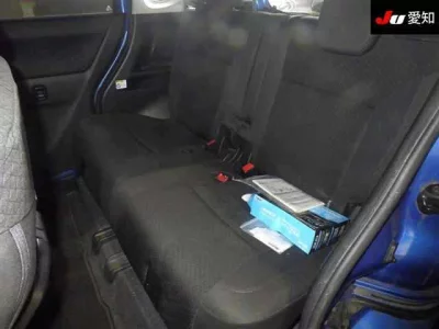 Mitsubishi DELICA D2