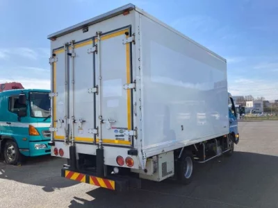 Hino DUTRO  с аукциона в Японии