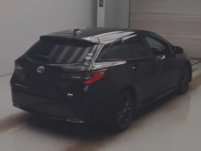 Toyota COROLLA TOURING  с аукциона в Японии