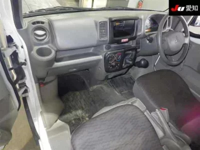 Mitsubishi MINICAB VAN