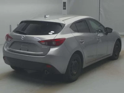 Mazda AXELA  с аукциона в Японии