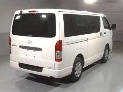 Mazda BONGO BRAWNY VAN