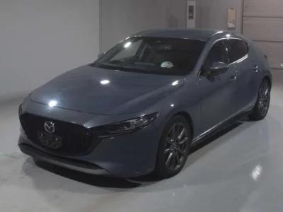 Mazda MAZDA3  с аукциона в Японии