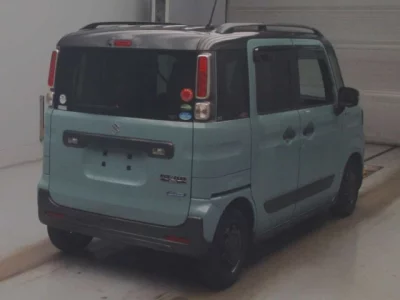 Suzuki SPACIA GEAR  с аукциона в Японии