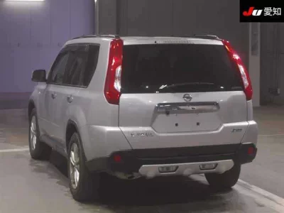Nissan X-TRAIL  с аукциона в Японии