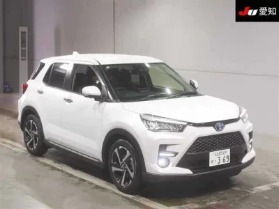 Toyota RAIZE  с аукциона в Японии