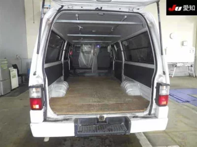 Mazda BONGO BRAWNY VAN