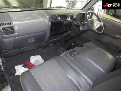 Mazda BONGO BRAWNY VAN