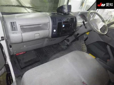 Hino DUTRO  с аукциона в Японии