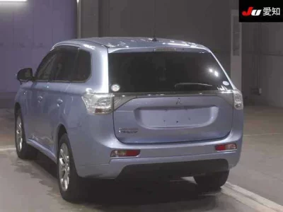 Mitsubishi OUTLANDER PHEV