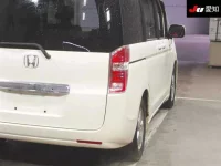 Honda STEP WAGON лот № 30623 оценка 3  с аукциона в Японии 7