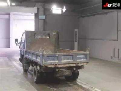 Mazda TITAN  с аукциона в Японии