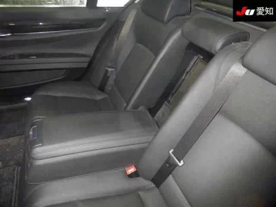 BMW 7-Series  с аукциона в Японии