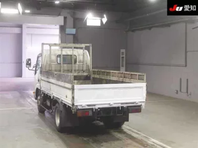 Hino DUTRO  с аукциона в Японии