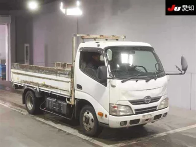Hino DUTRO  с аукциона в Японии