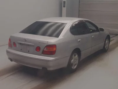 Toyota ARISTO  с аукциона в Японии