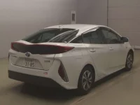 Toyota PRIUS PHV лот № 82106 оценка 4  с аукциона в Японии 1