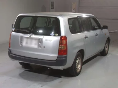 Toyota SUCCEED  с аукциона в Японии