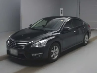 Nissan TEANA
